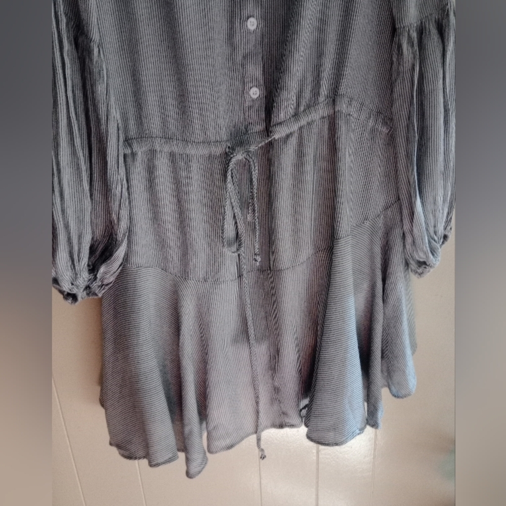 H&M Striped Button-Up Dress - Picture 4 of 15
